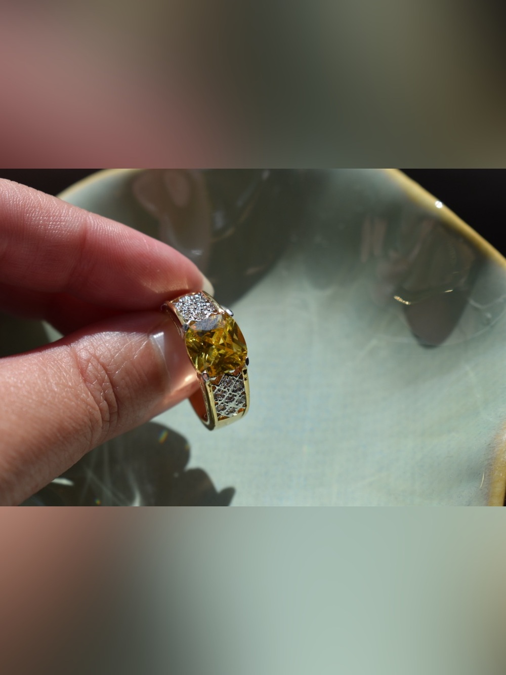 ☀️14K Gold Electroplated Yellow Cubic Zirconia Statement Ring – Size 9☀️